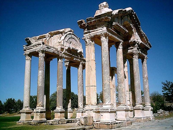 شهر باستانی آفرودیسیاس (Aphrodisias)