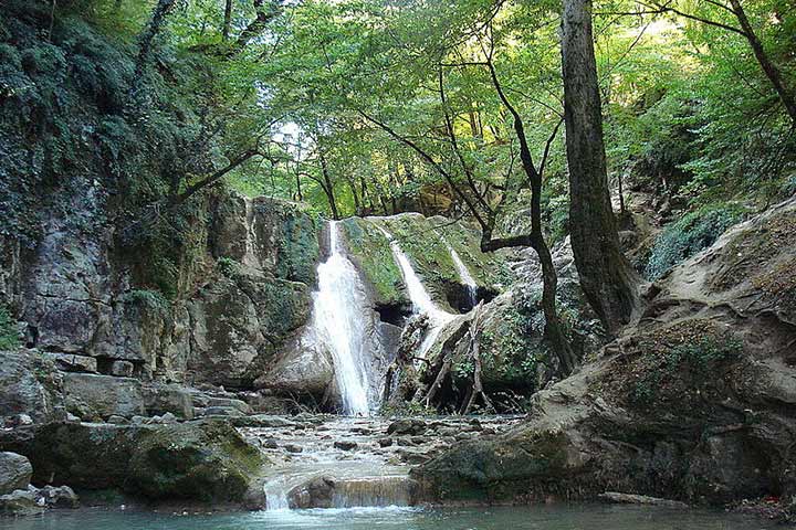 آبشار لوه گلستان